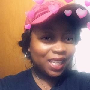 Meet your Posher, Amelia